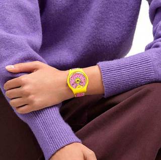 ΡΟΛΟΙ SWATCH  SO29Z134 SWATCH Simpsons Seconds Of Sweetness Two Tone Silicone Strap