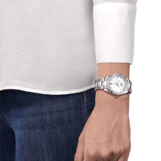 ΡΟΛΟΙ TISSOT  T1019101111600 TISSOT T-Classic PR 100 Sport Chic Diamonds Silver Stainless Steel Bracelet